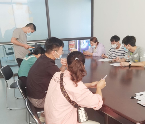 恭喜！蘇州昱騰與依迪埃展柜公司簽訂勞務(wù)外包業(yè)務(wù)！